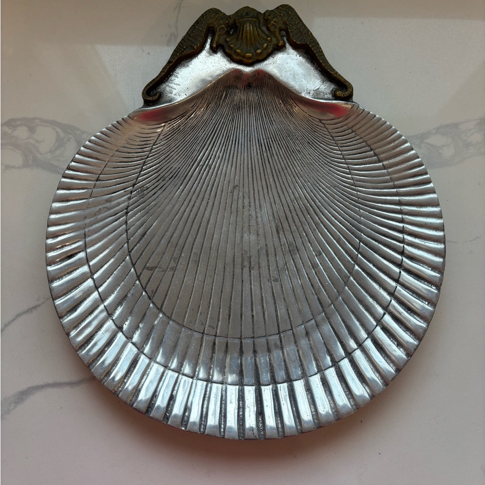 Vintage Arthur Court Clam Shell  Tray Aluminum  With Brass Seahorse Accents 1978